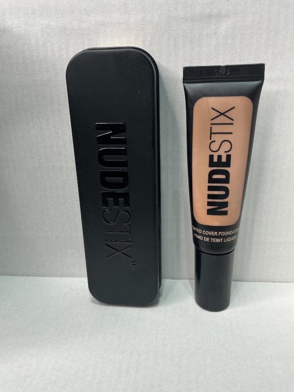 Nudestix Tinted Cover Foundation Nude 7 0.84 Oz With Black Tin Case